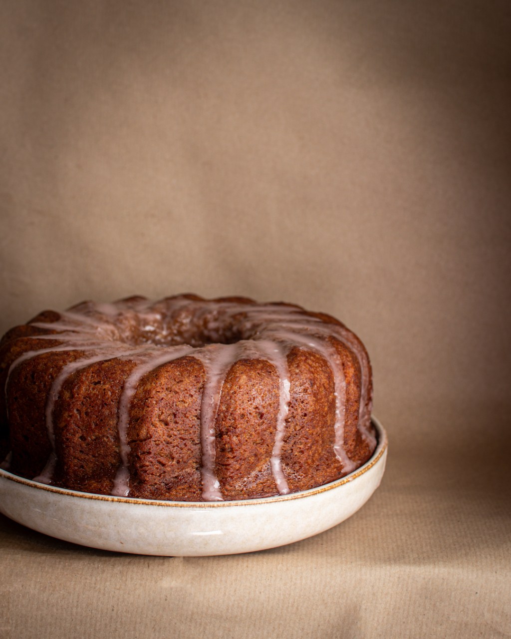 Vegán almás-fahéjas-kardamomos kuglóf