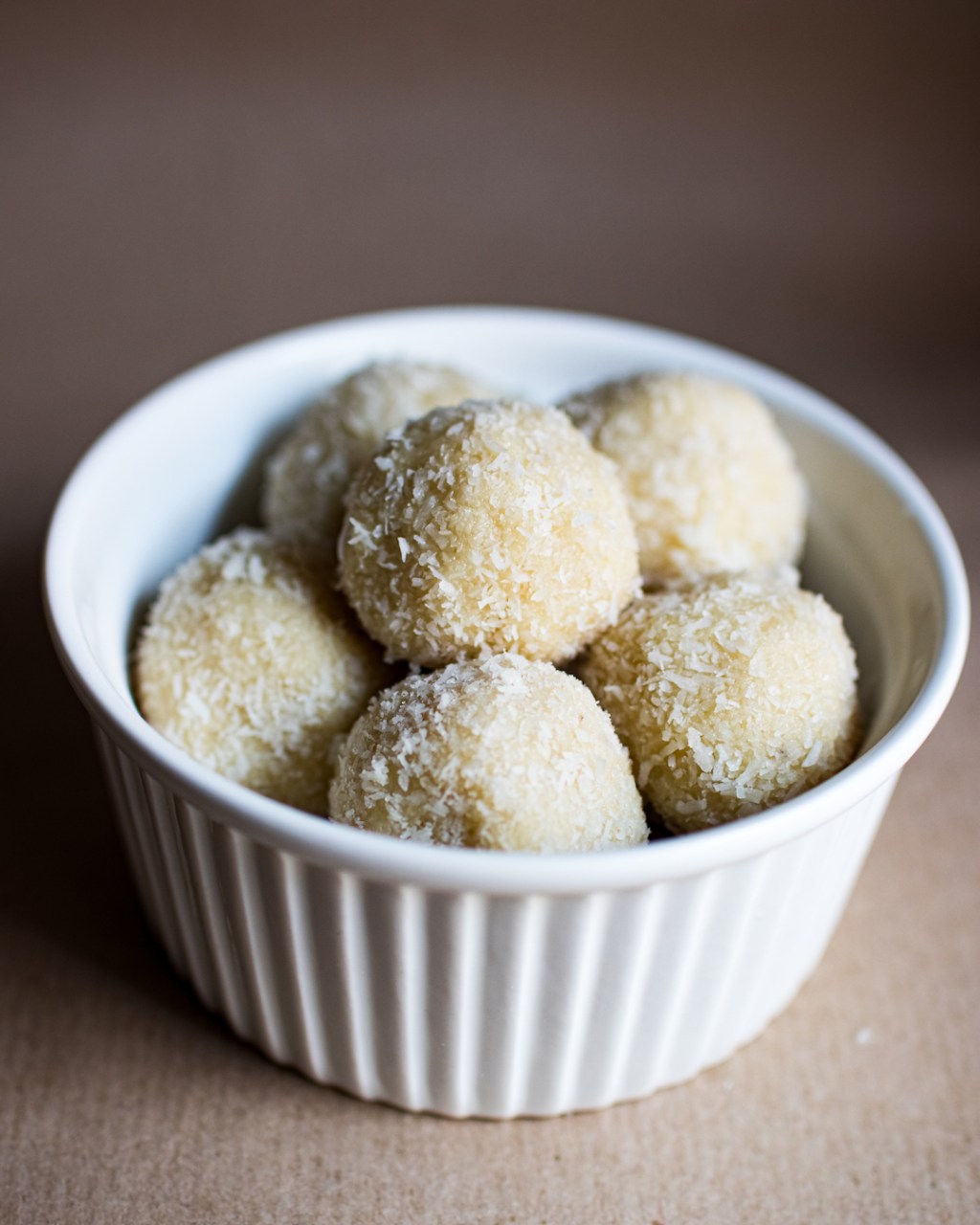 Vegán „Raffaello” öt&nbsp;összetevőből