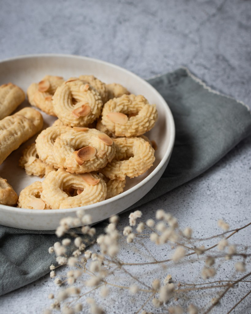 Vegán dán vajas teasütemény.