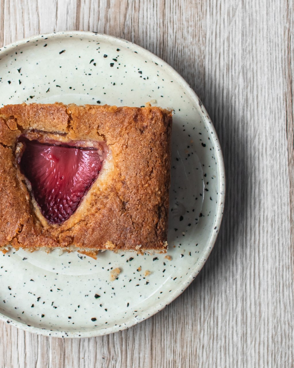 Vegán epres kevert sütemény – az utolsó morzsáig&nbsp;elfogy